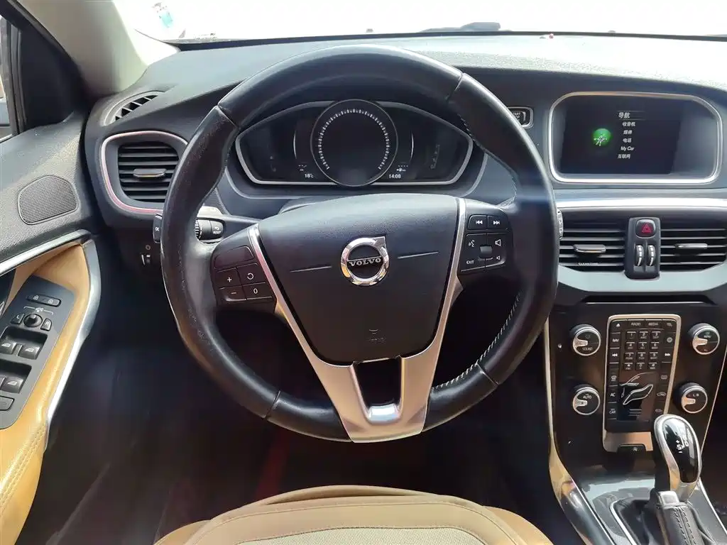 Volvo V40 T3 Smart Ease