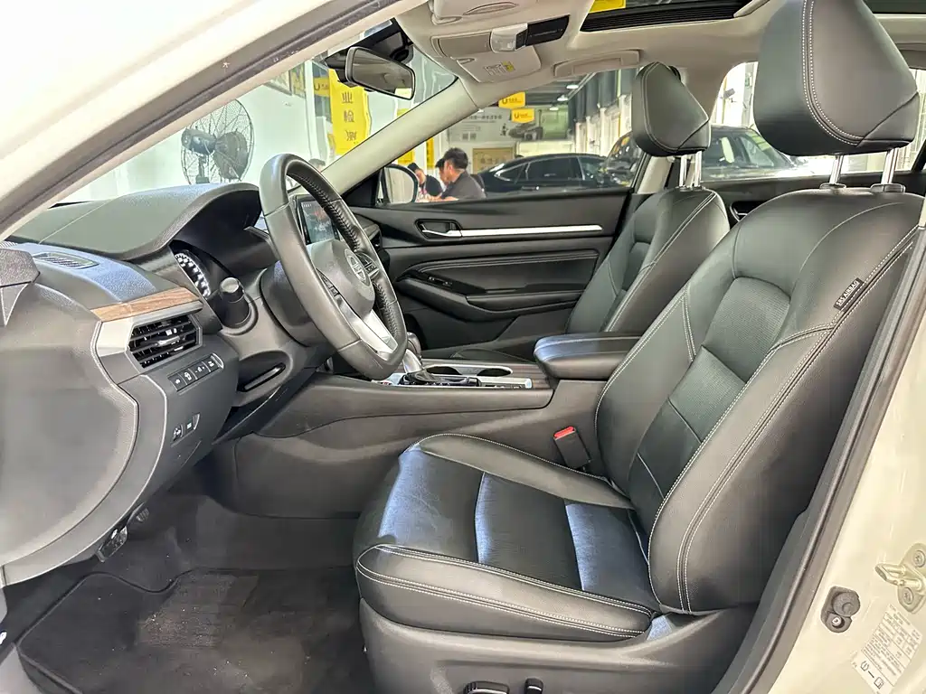 Teana 2.0 L XL Comfort