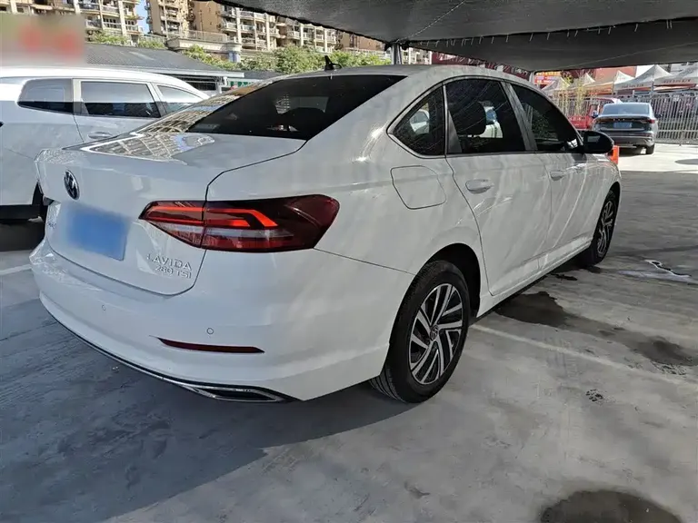 Volkswagen Lavida 280 TSI DSG Comfort