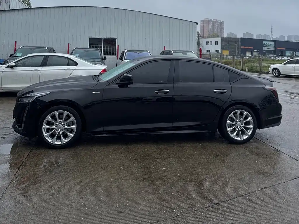 Cadillac CT5 28 T Luxury