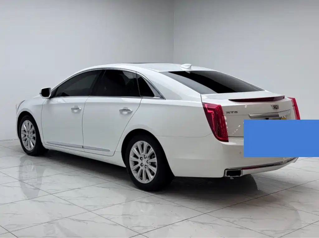 Cadillac XTS 28 T Tech