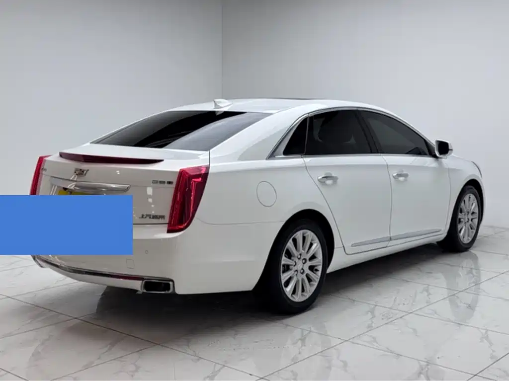Cadillac XTS 28 T Tech