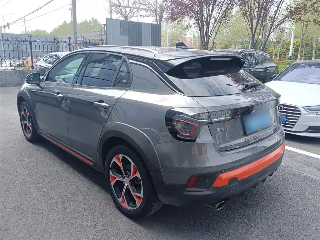 Lynk & Co 02 1.5 T DCT 2 WD Shine Pro CN-V