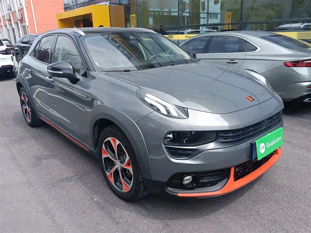 Lynk & Co 02 1.5 T DCT 2 WD Shine Pro CN-V