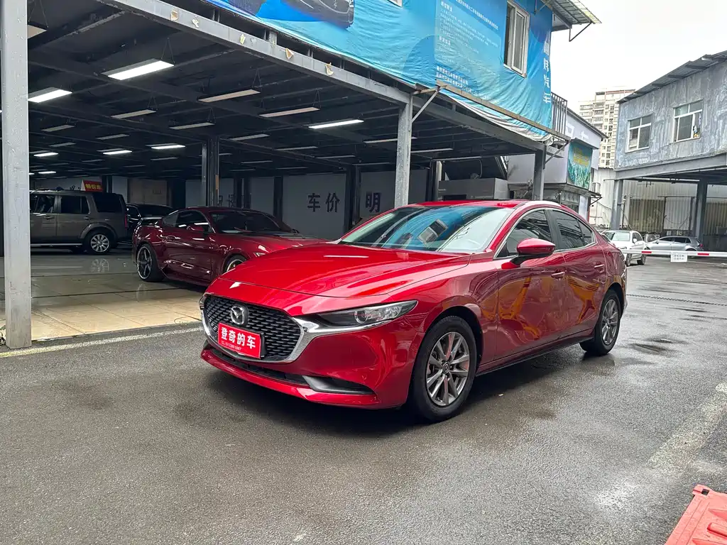 Mazda 3 Axela 1.5 L Auto