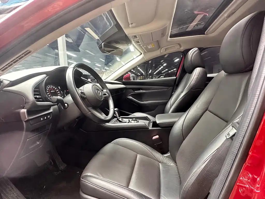 Mazda 3 Axela 1.5 L Auto