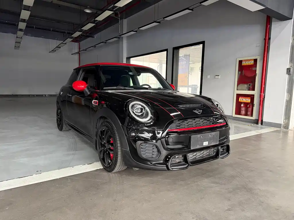 MINI JCW 2.0 T JOHN COOPER WORKS