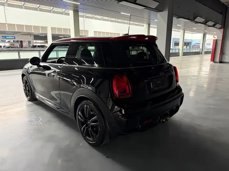 MINI JCW 2.0 T JOHN COOPER WORKS