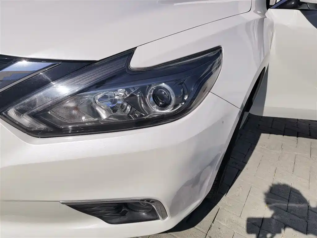 Teana 2.0 L XL Comfort