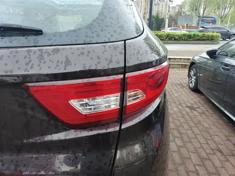 Soueast DX7 1.5 T Manual Luxury