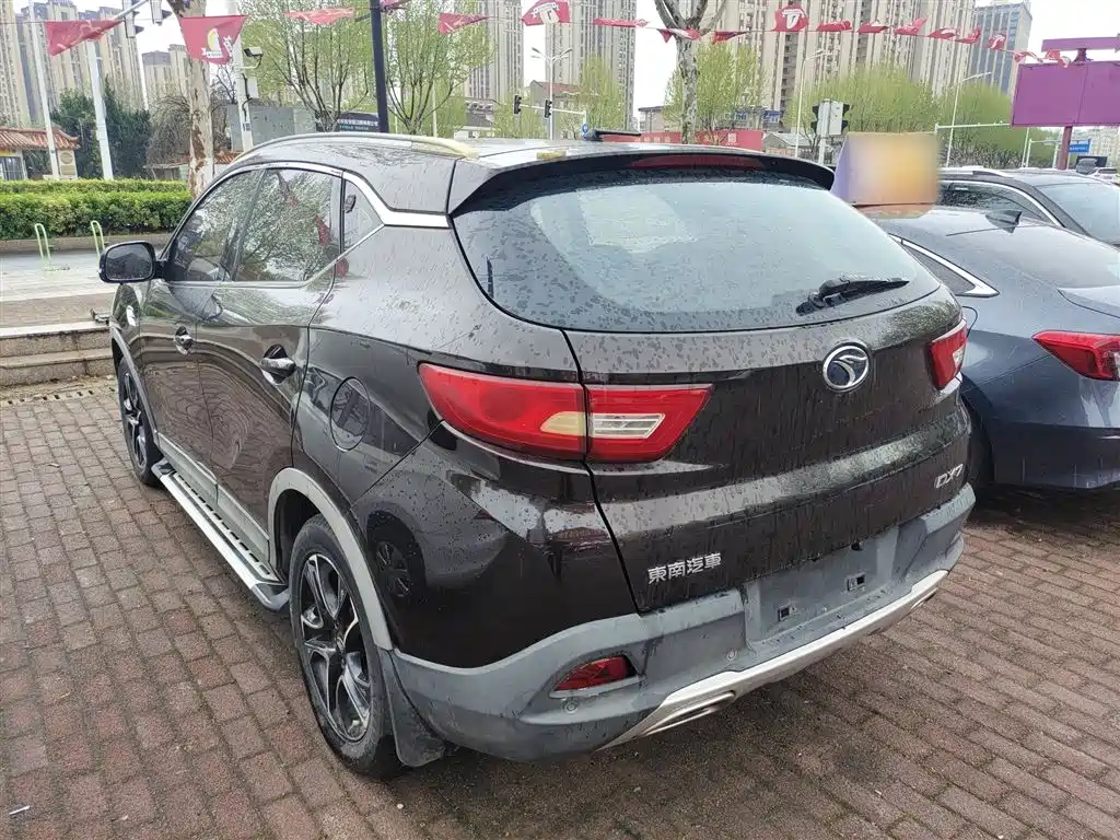 Soueast DX7 1.5 T Manual Luxury