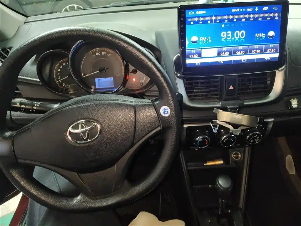 YARiS L Zhixuan Zhixuan X 1.5 L CVT Leading