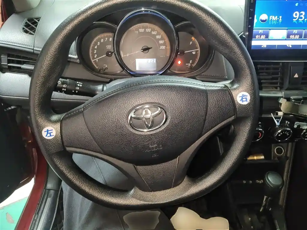 YARiS L Zhixuan Zhixuan X 1.5 L CVT Leading