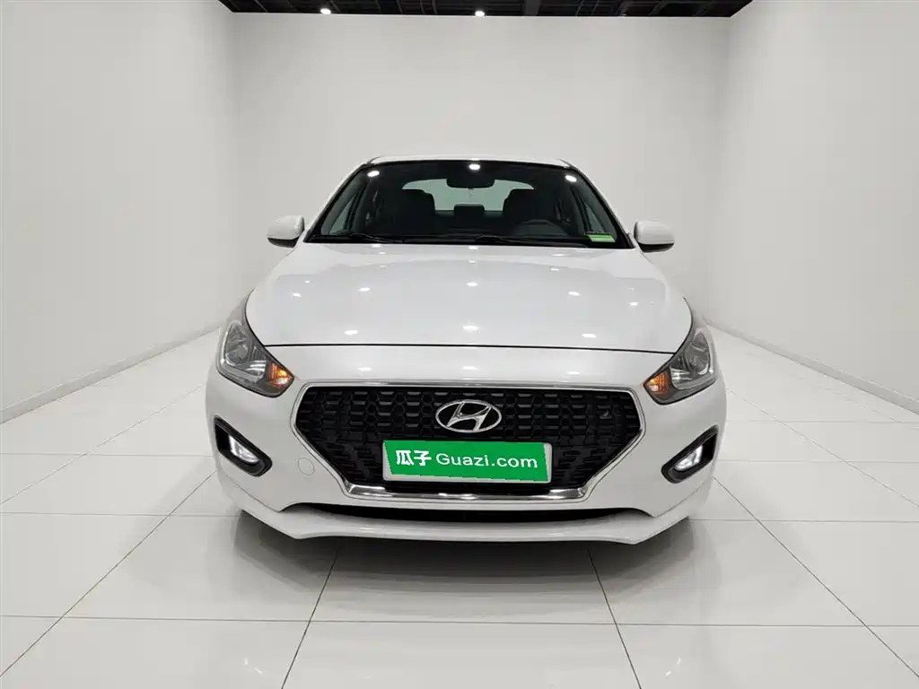 Accent 1.4 L Manual Radiant CN-V