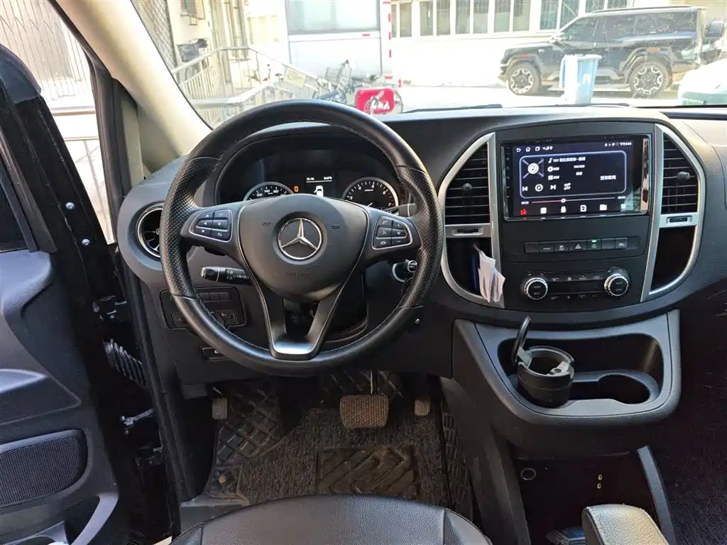 Vito 2.0 T Business 7-seat