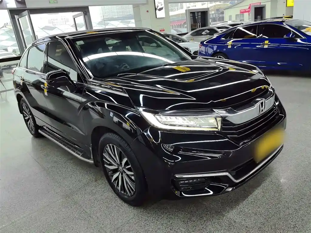 Avancier 370 TURBO 2 WD Luxury