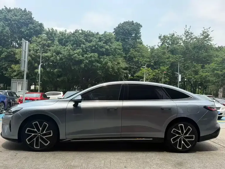 Baojun Xiangjing PHEV 140 km Luxury
