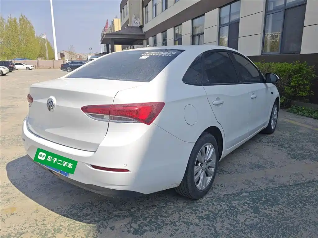 Excelle GT Facelift Exemplary 1.5 L Auto Elite