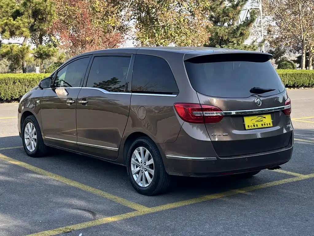 Buick GL8 28 T Luxury CN-VI