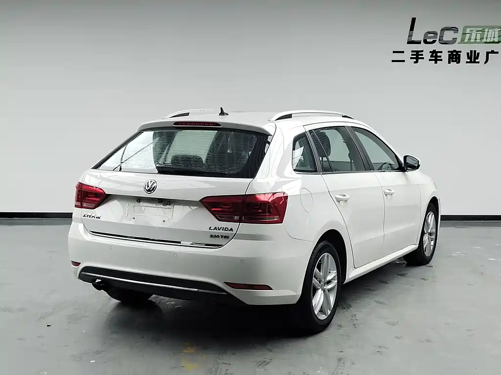 Gran Lavida 230 TSI DSG Comfort