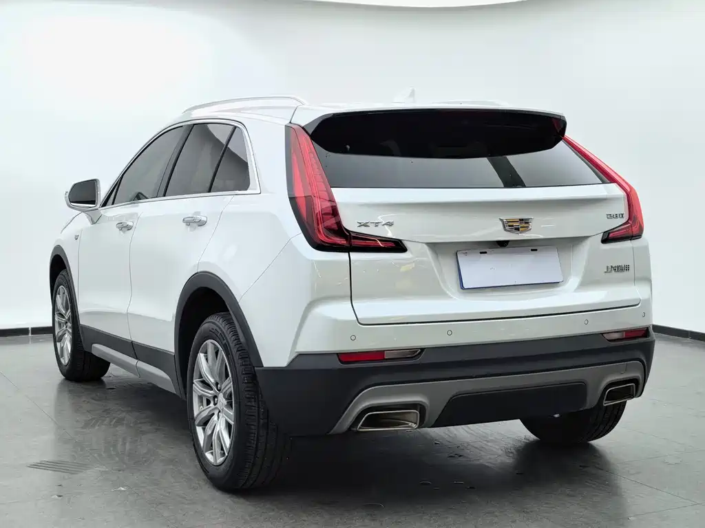 Cadillac XT4 28 T 2 WD Luxury