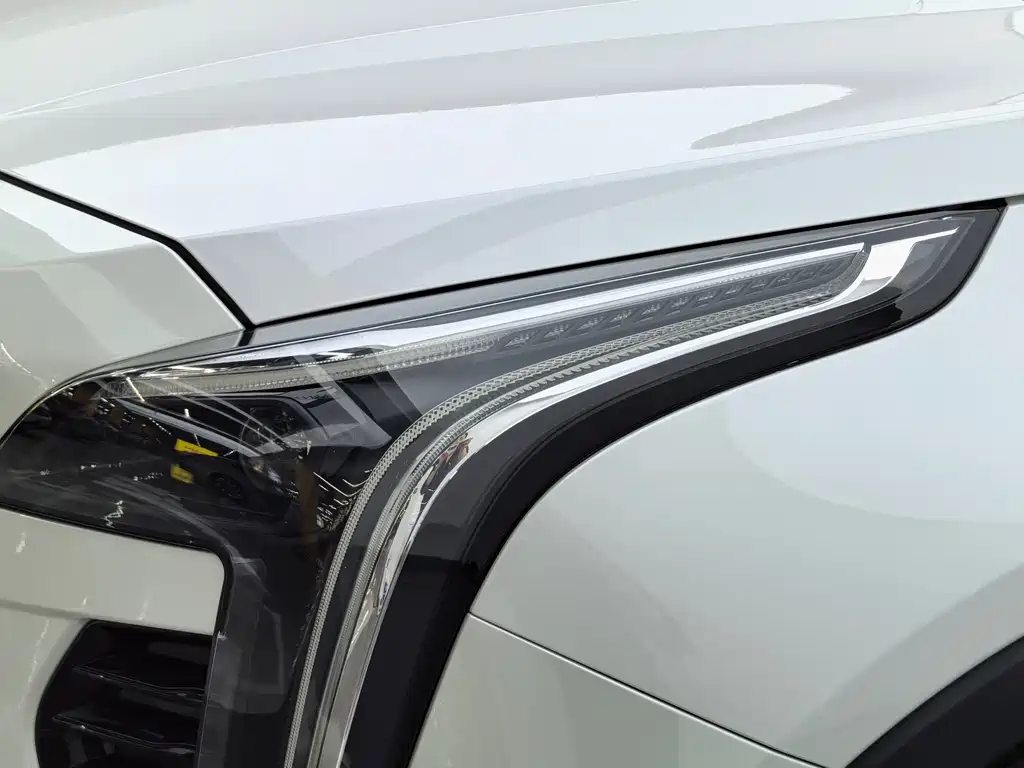 Cadillac XT4 28 T 2 WD Luxury