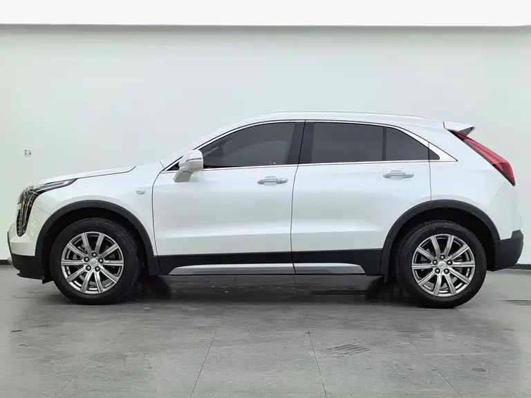 Cadillac XT4 28 T 2 WD Luxury