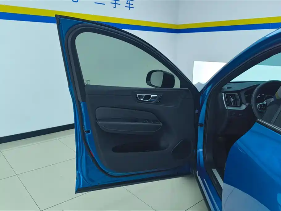 Volvo XC60 T5 4 WD Smart Vision Sport