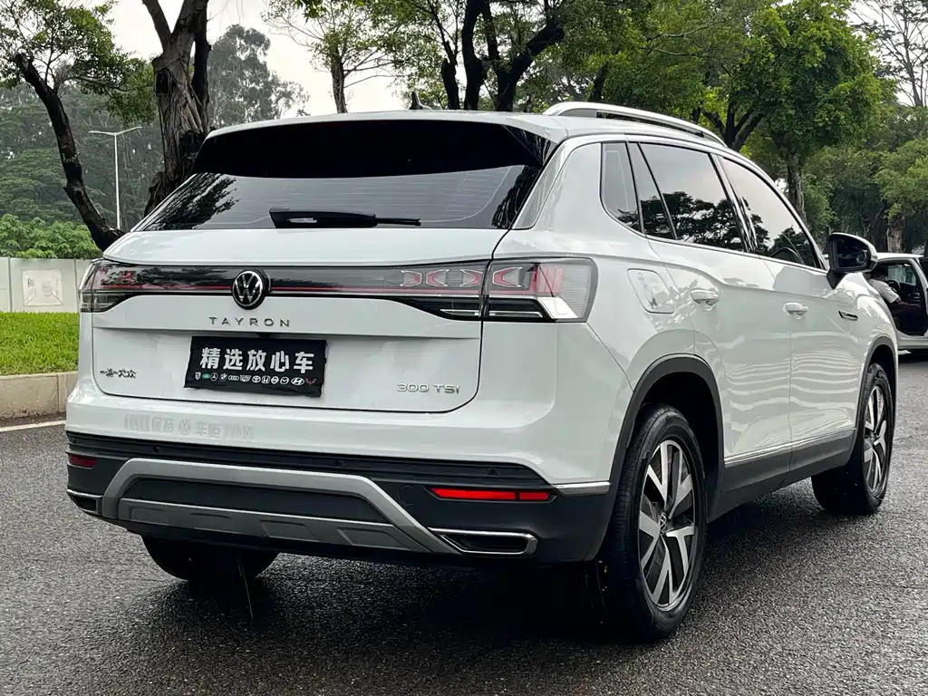 Tayron 300 TSI 2 WD Luxury Plus Advanced