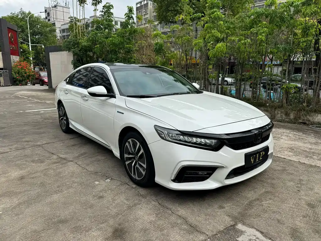 Inspire 英仕派 2019款 锐·混动 2.0 L 净雅版 国V