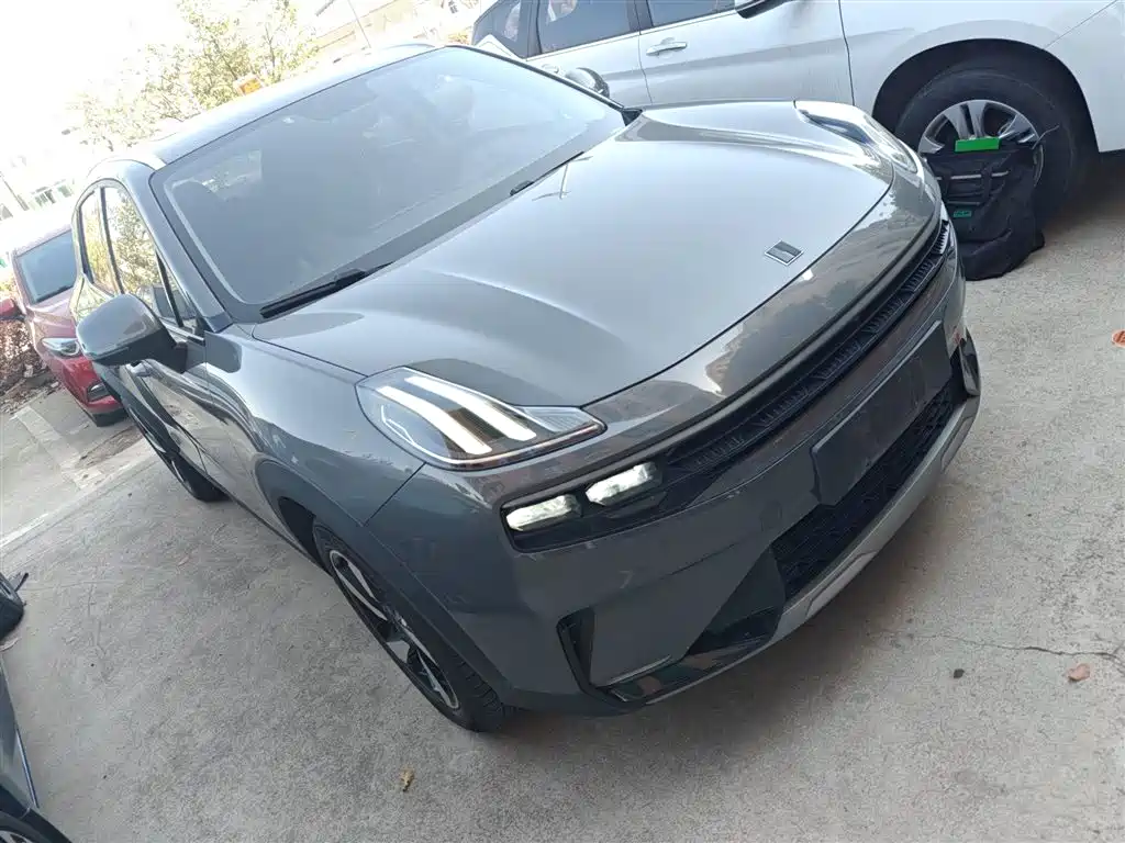Lynk & Co 06 EM-P PHEV Plus