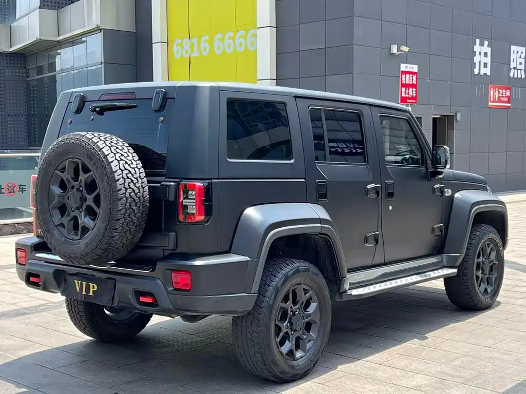 BAIC BJ40 2.0 D Auto 4 WD Blade Hero Swordsman