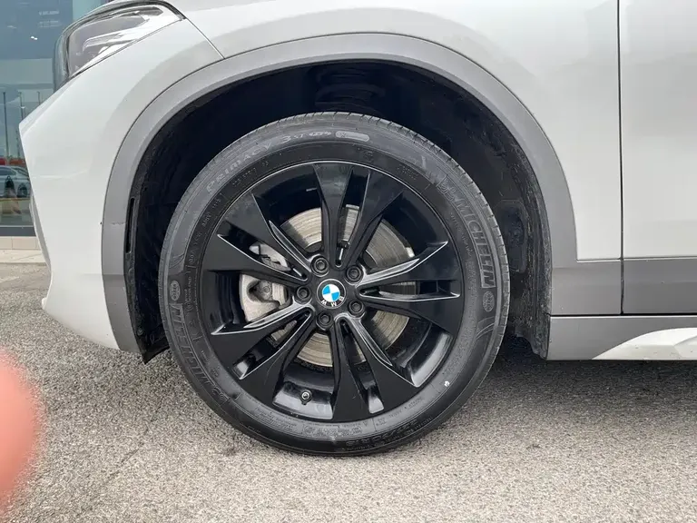 BMW X2 sDrive25 i M Offroad Package