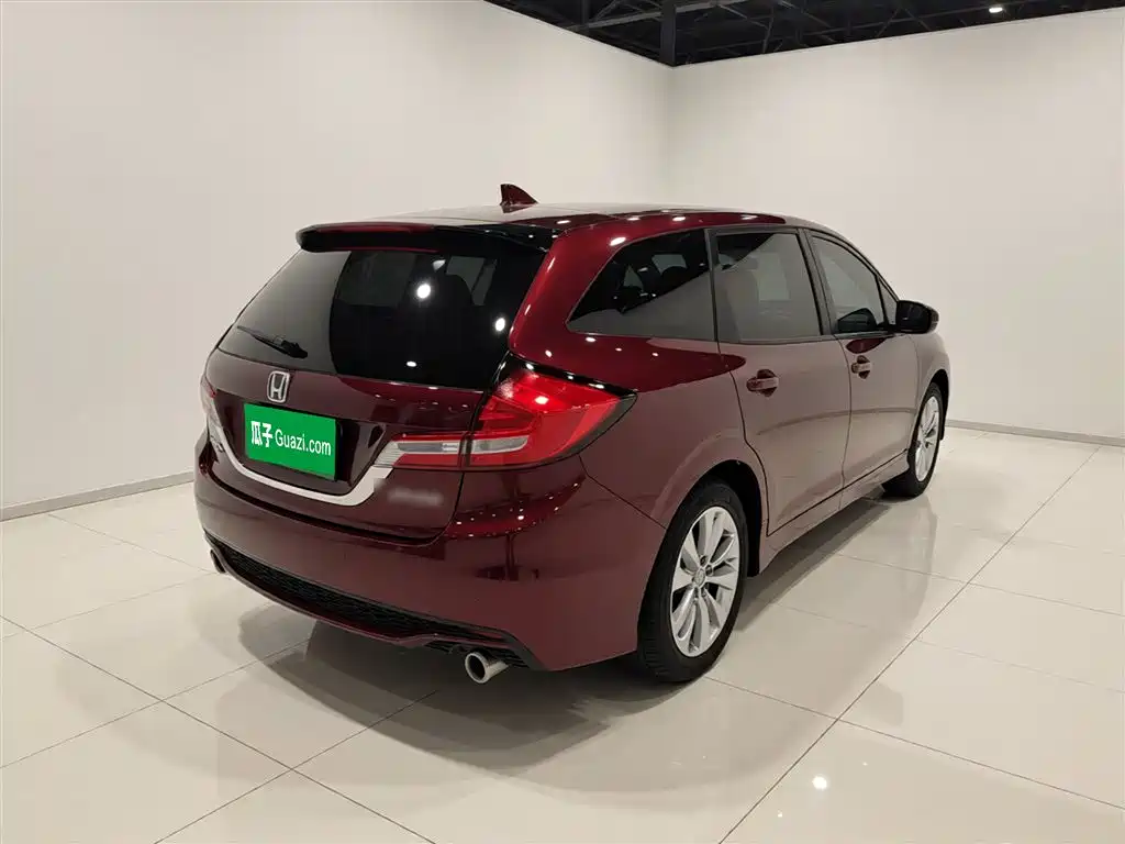 Jade 1.8 L Auto Comfort 5-seat