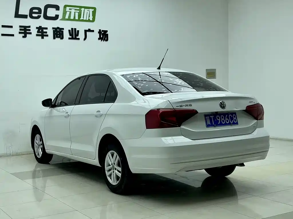 Jetta 1.5 L Manual Fashion