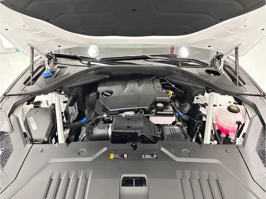 Genesis GV70 捷尼赛思GV70 2023款 2.5 T 两驱豪华版