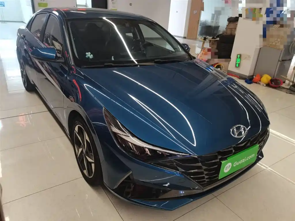 Elantra 1.5 L CVT LUX Distinguished