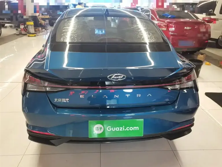 Hyundai Elantra 1.5 L CVT LUX Distinguished