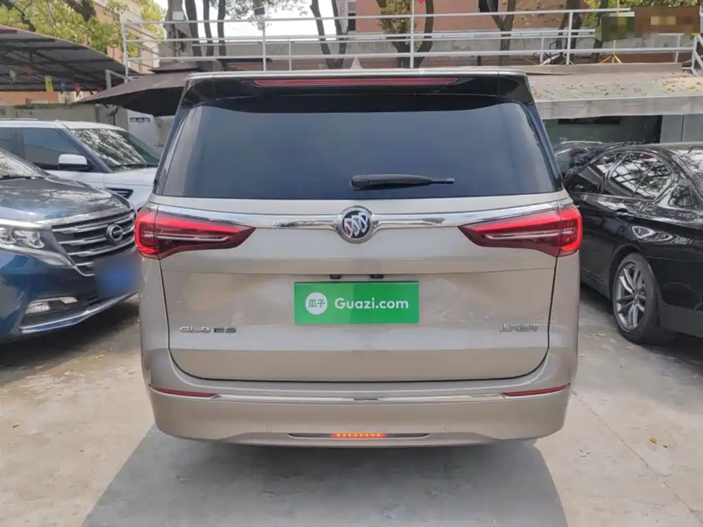 Buick GL8 ES LaCrosse Flagship