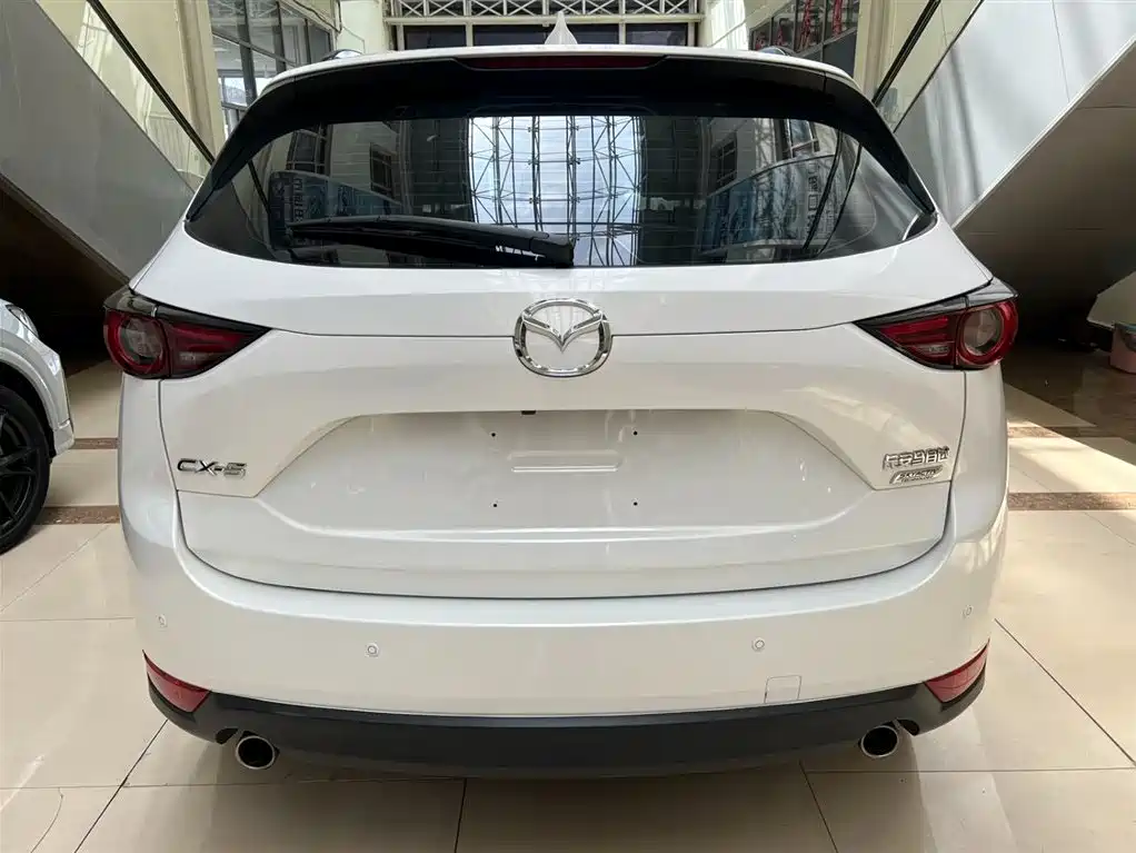 Mazda CX-5 2.0 L Auto 2 WD Black Knight