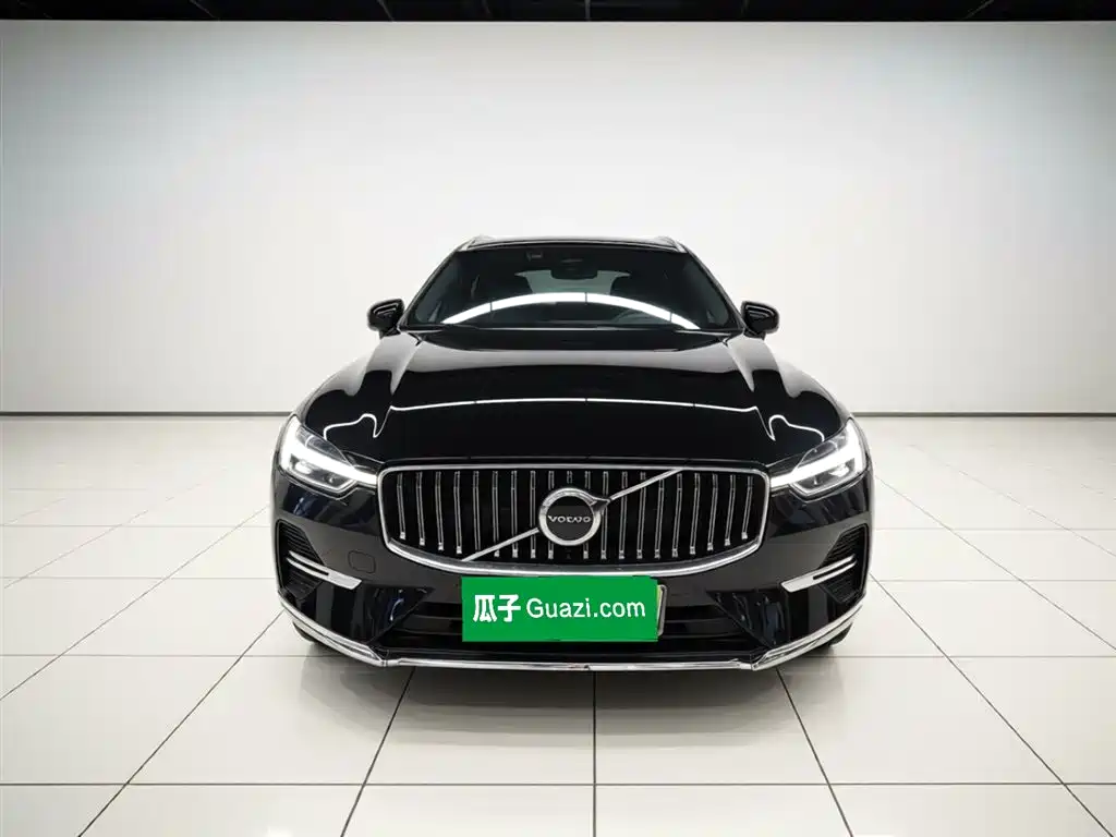 Volvo XC60 B5 4 WD Smart Ease Luxury