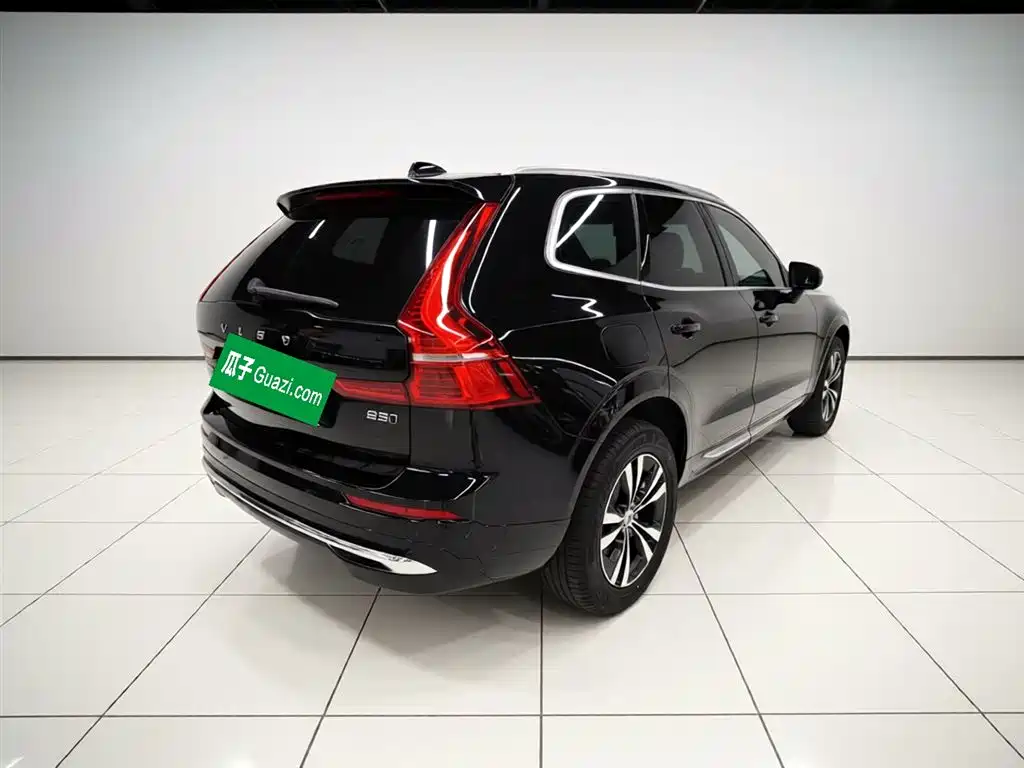 Volvo XC60 B5 4 WD Smart Ease Luxury