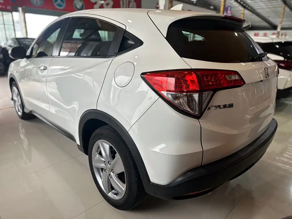 Vezel 220 TURBO CVT Elite