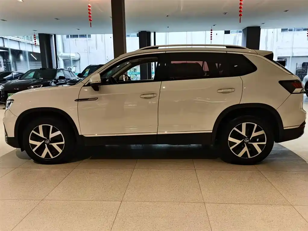 Tayron 300 TSI 2 WD Luxury Plus Advanced