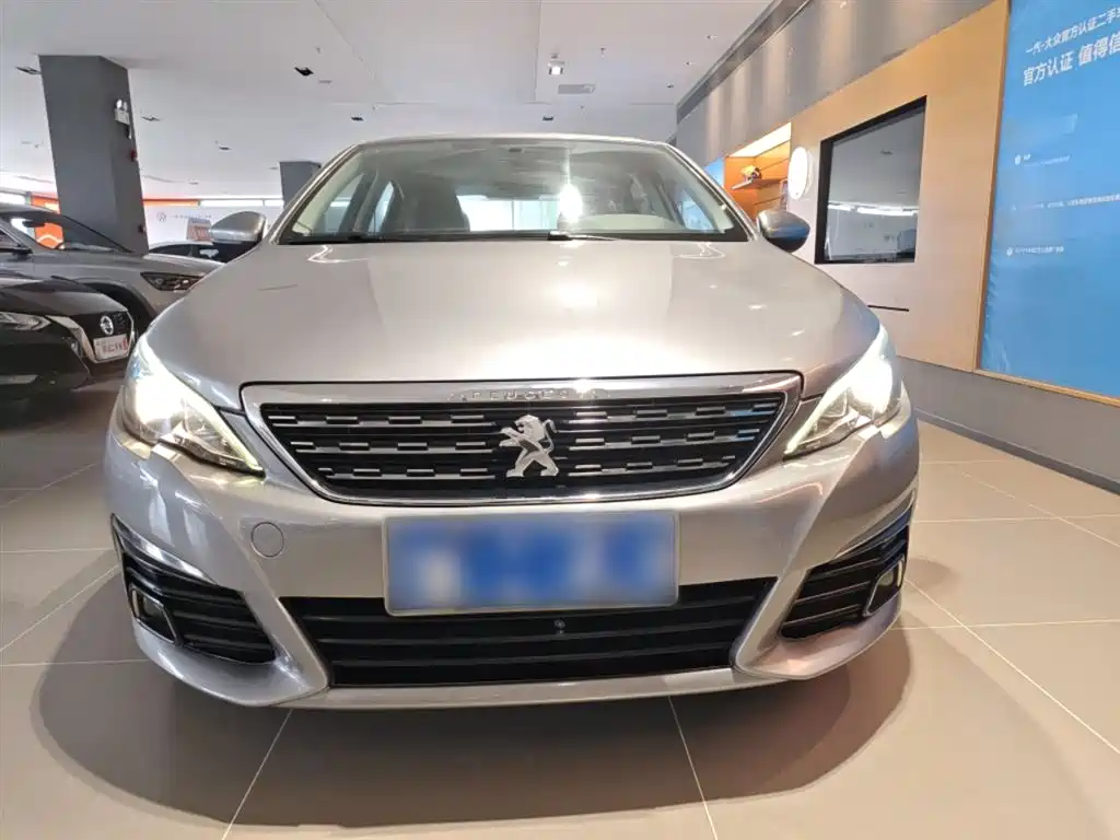 Peugeot 308 1.6 L Auto Luxury
