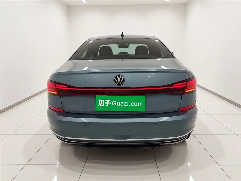 Passat 330 TSI Starry Sky Distinguished