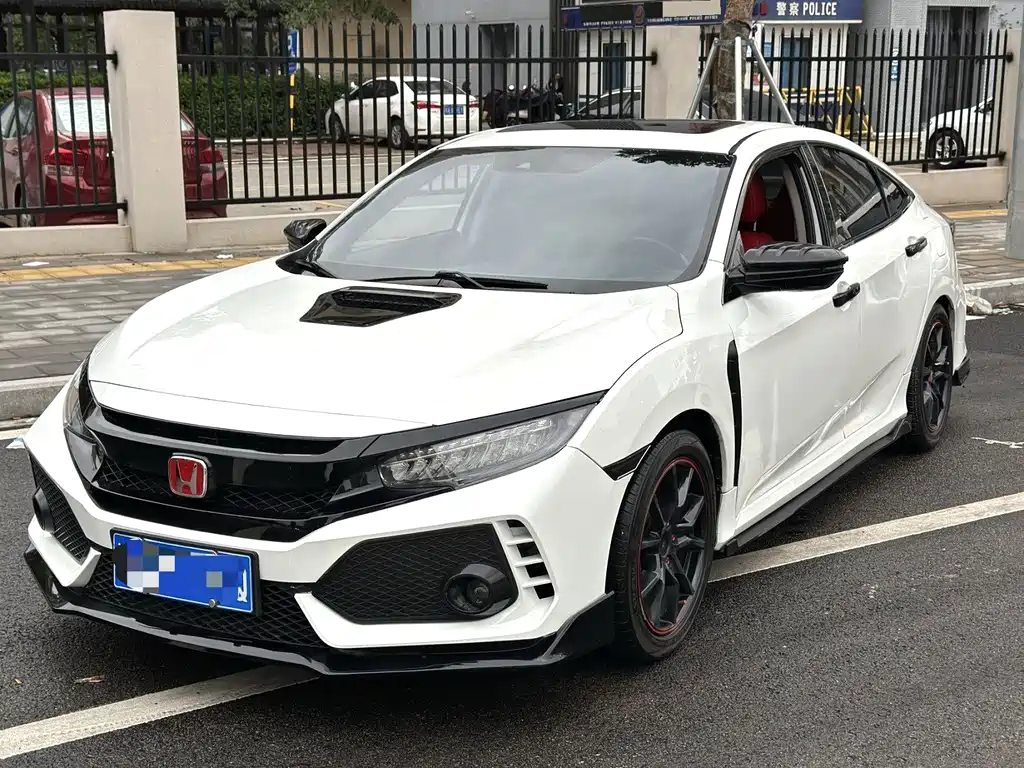 Civic 220 TURBO CVT Honor Shine