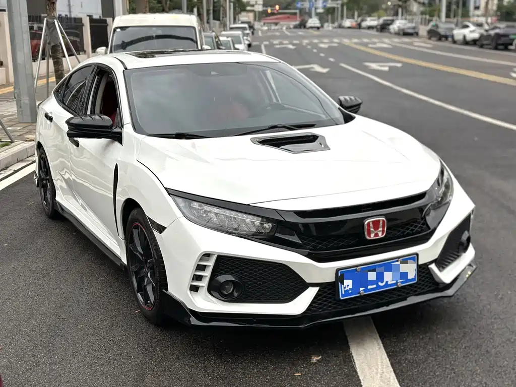 Civic 220 TURBO CVT Honor Shine