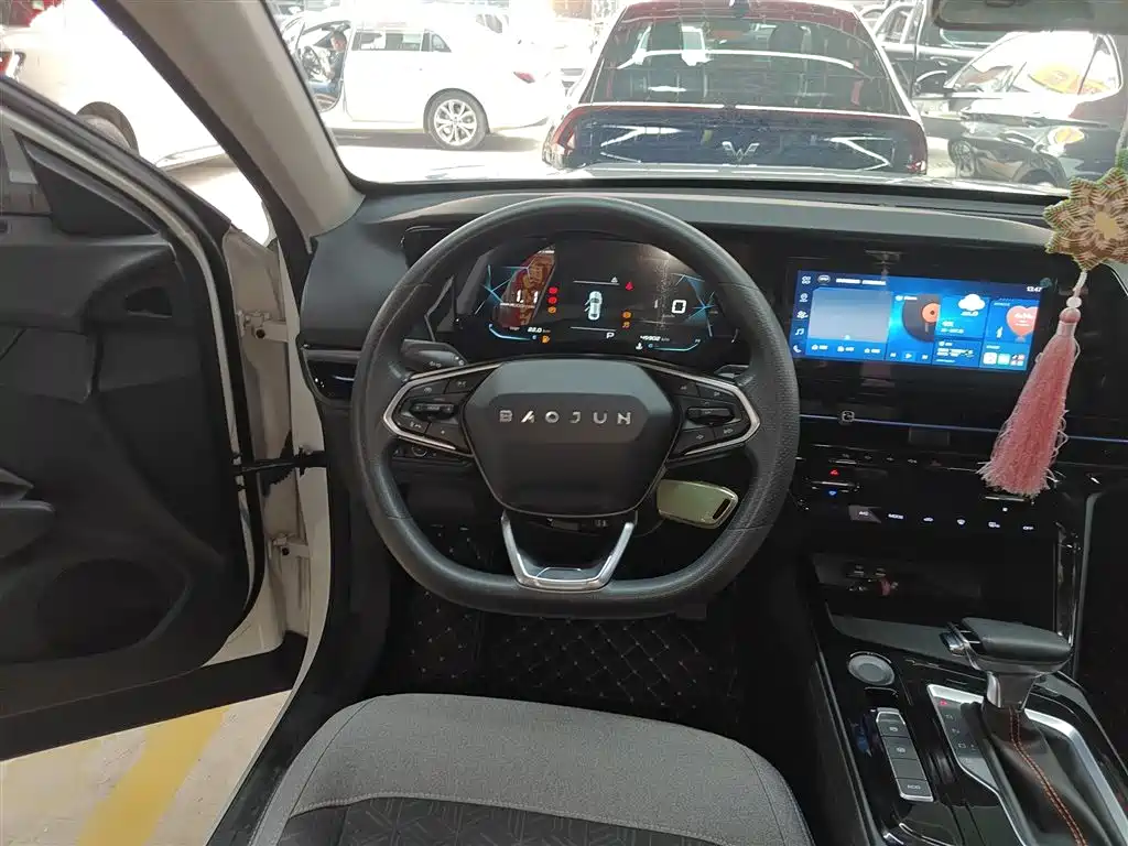 Baojun RC-6 宝骏RC-6 2019款 1.5 T CVT 24小时在线精英型