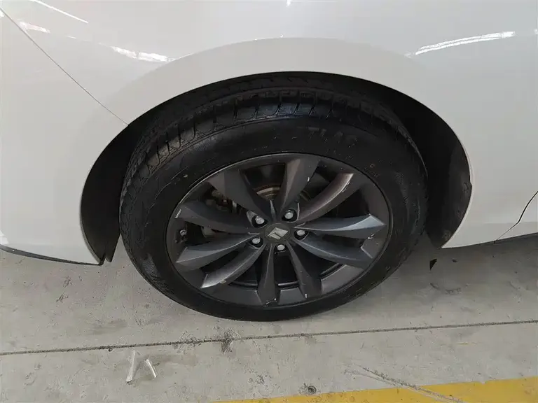 Baojun RC-6 宝骏RC-6 2019款 1.5 T CVT 24小时在线精英型